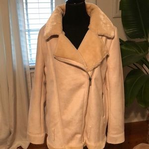 Gorgeous ivory faux suede jacket - size large